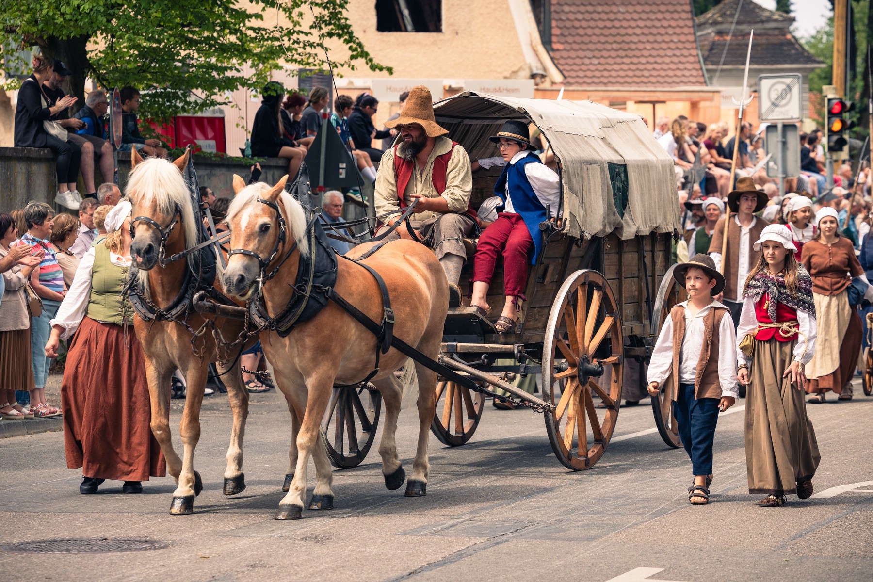Memmingen_Wallenstein_Umzug_historisch_Kostueme_Verkleidung_066